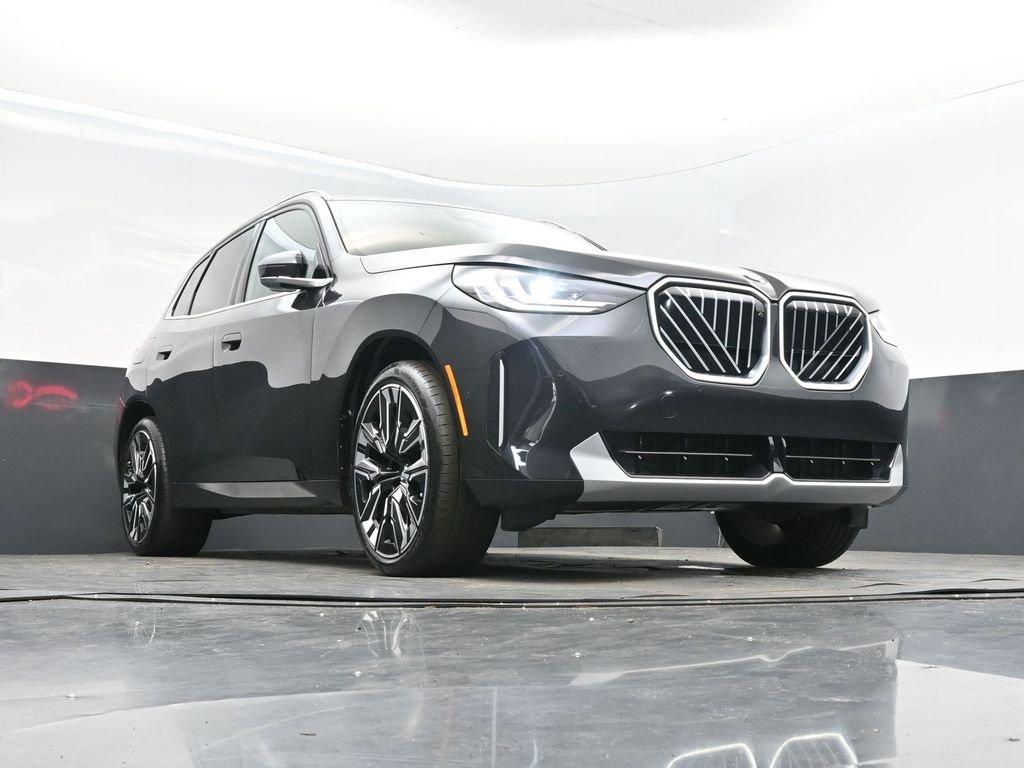 Used 2025 BMW X3 xDrive30i w/ Premium Package image 44