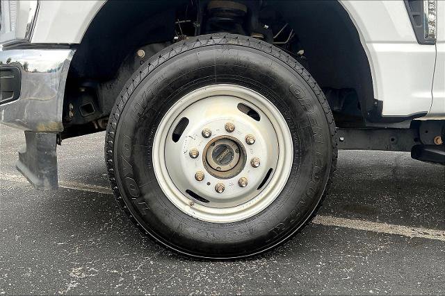 Certified 2024 Ford F350 XLT image 10