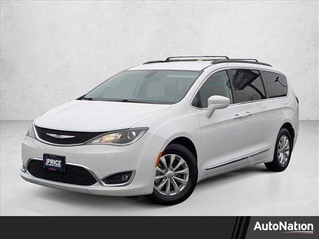 Used 2017 Chrysler Pacifica Touring-L