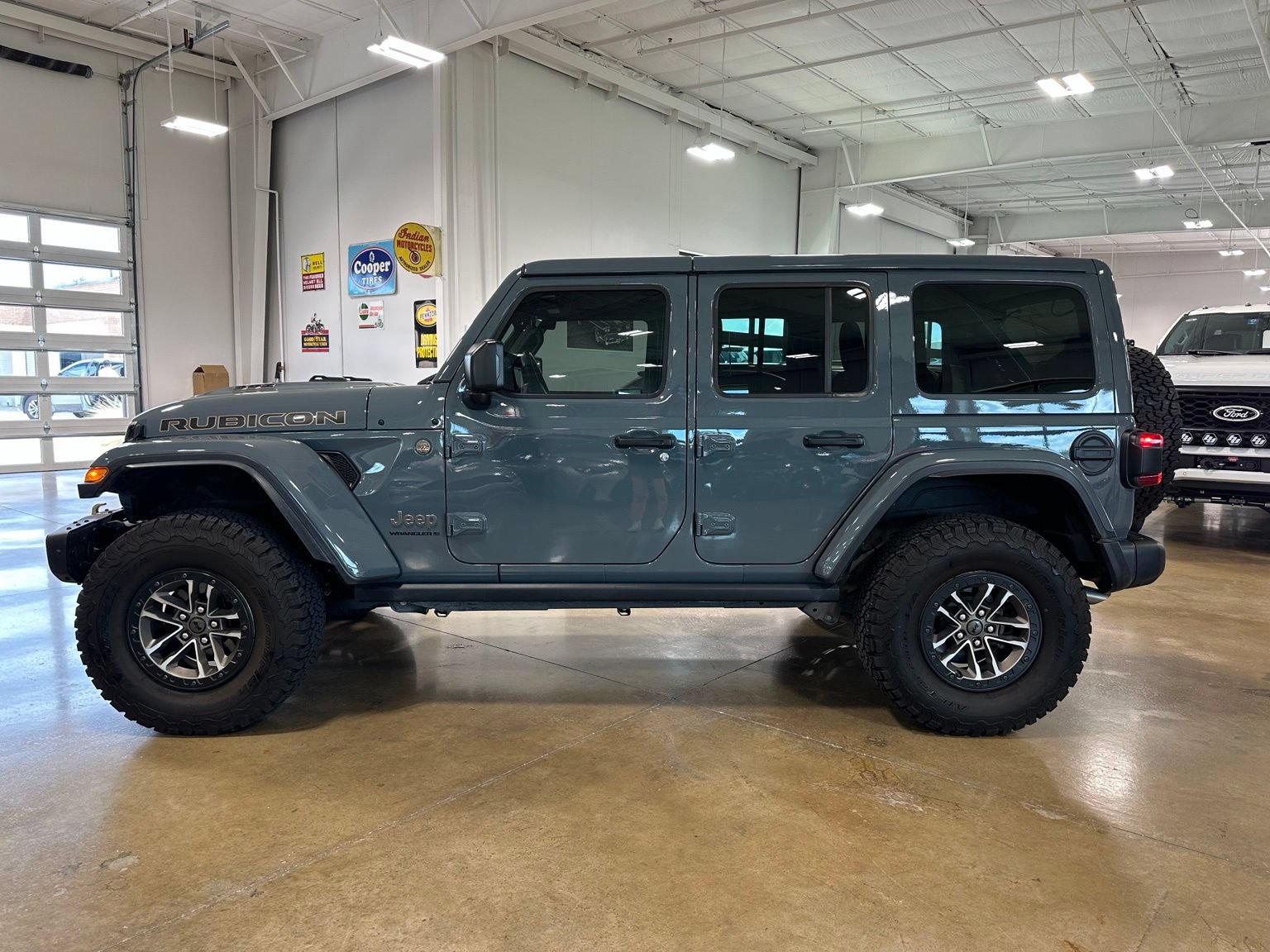 Used 2024 Jeep Wrangler Unlimited Rubicon 392 AWD/4WD image 5