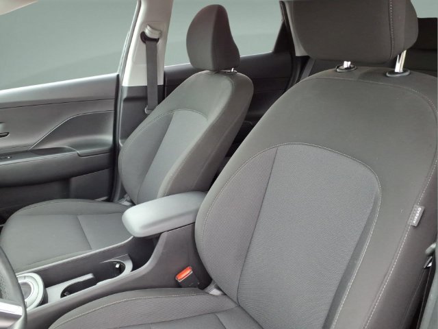 Used 2026 Hyundai Kona SEL Sport FWD image 12