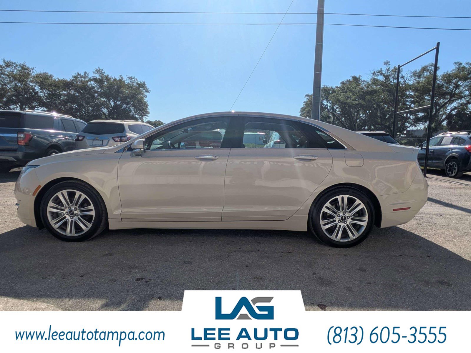 Used 2014 Lincoln MKZ Hybrid w/ Equipment Group 201A Select FWD image 6