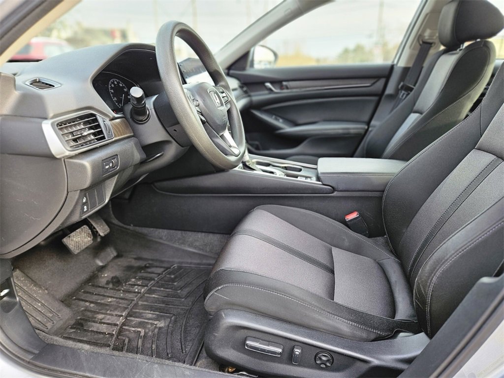 Used 2020 Honda Accord EX image 15