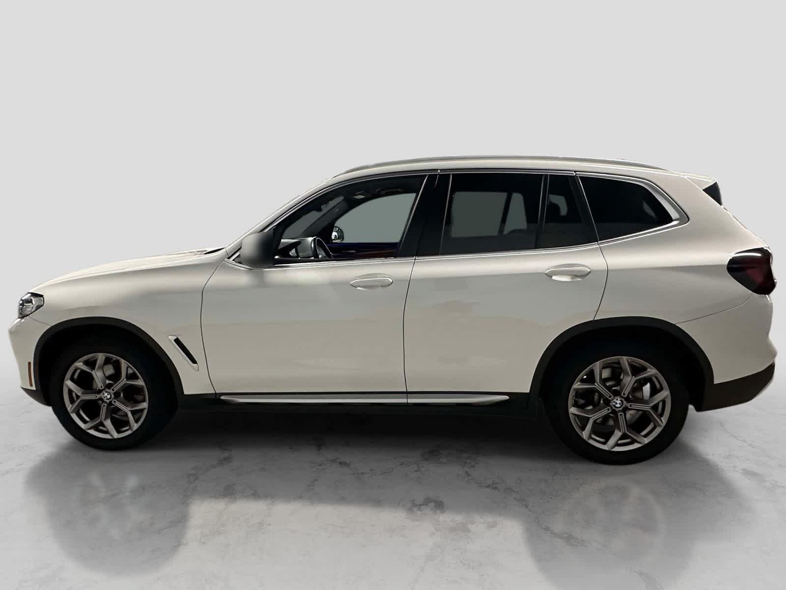 Used 2022 BMW X3 xDrive30i w/ Premium Package 2 AWD/4WD image 2