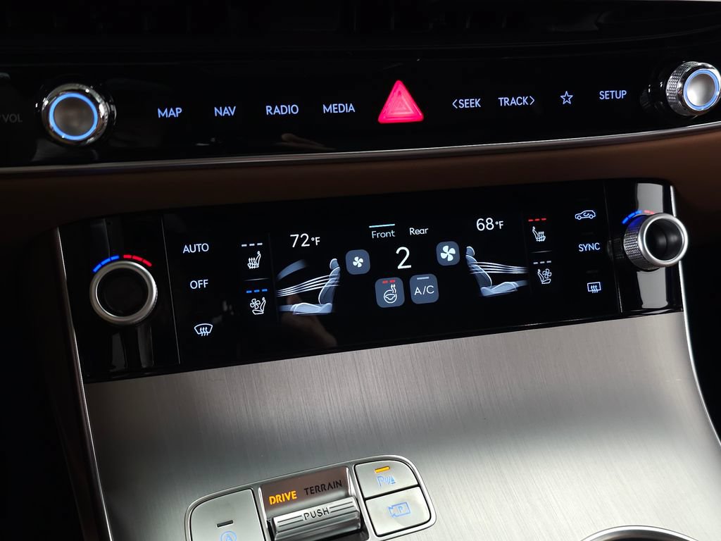 New 2026 Genesis GV70 2.5T Advanced AWD/4WD image 27