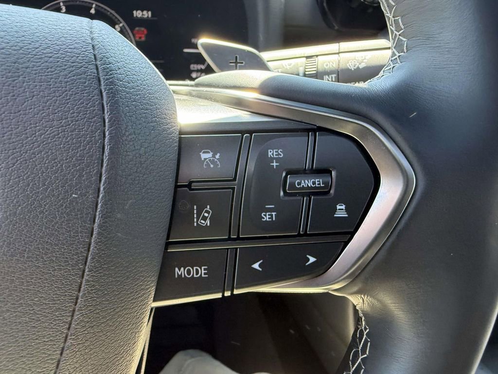 Used 2023 Lexus LX 600 4WD w/ Appearance Package image 21