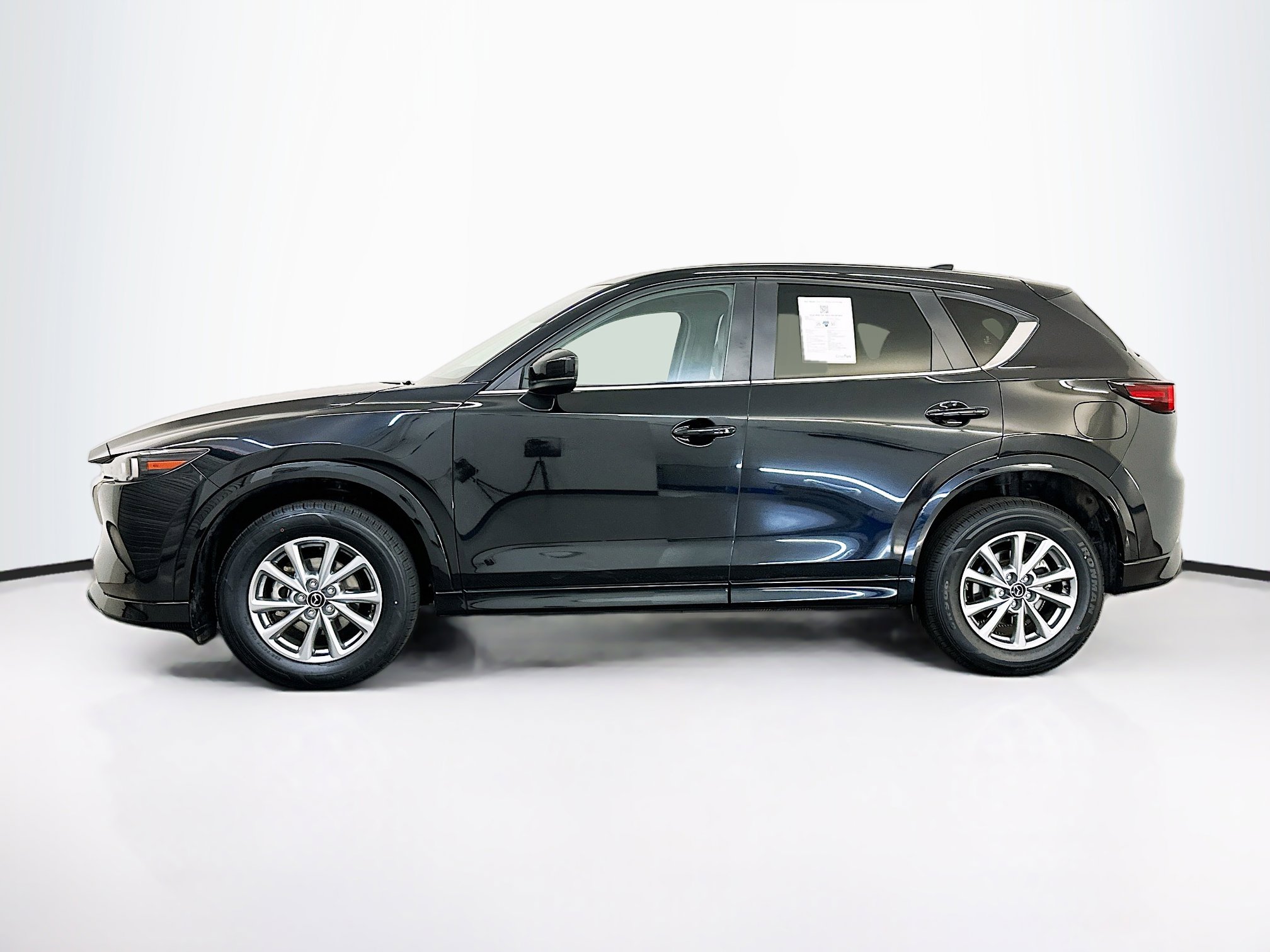 Used 2025 MAZDA CX-5 AWD 2.5 S w/ Preferred Package image 4