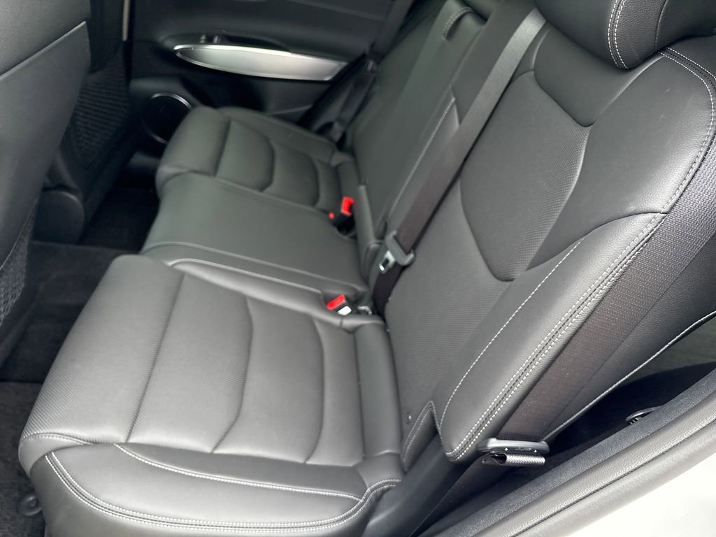 New 2026 Genesis GV70 2.5T Select AWD/4WD image 10