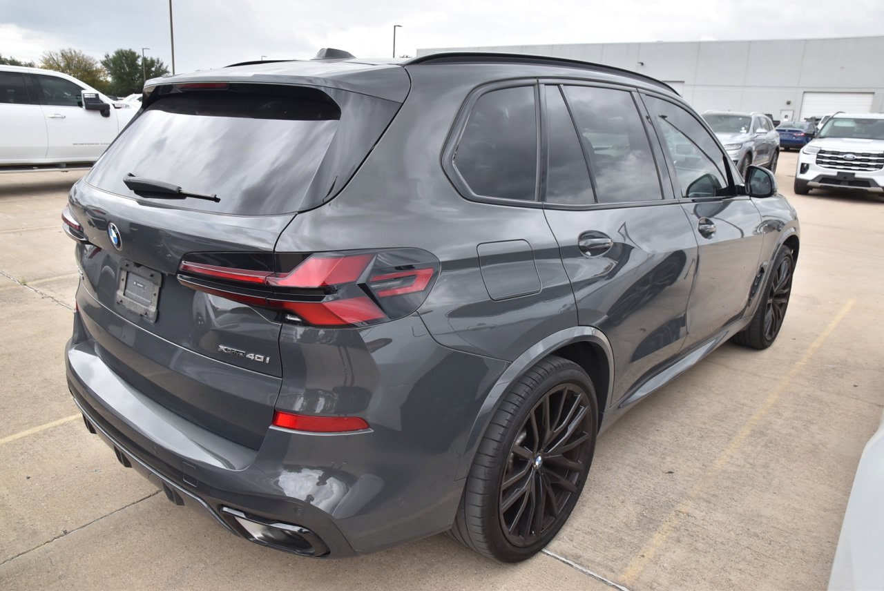 Used 2025 BMW X5 xDrive40i w/ M Sport Package AWD/4WD image 5