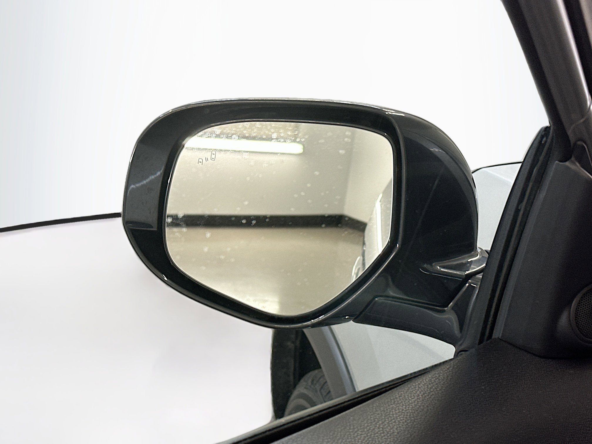 Used 2024 Mitsubishi Outlander Sport SE image 16