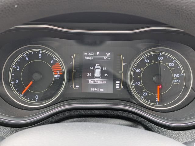 Used 2019 Jeep Cherokee Latitude w/ Popular Appearance Group image 25