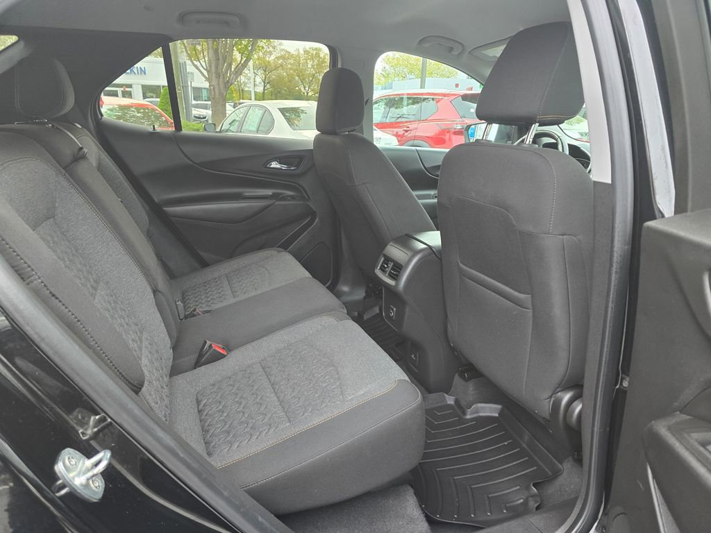 Used 2022 Chevrolet Equinox LT AWD/4WD image 12