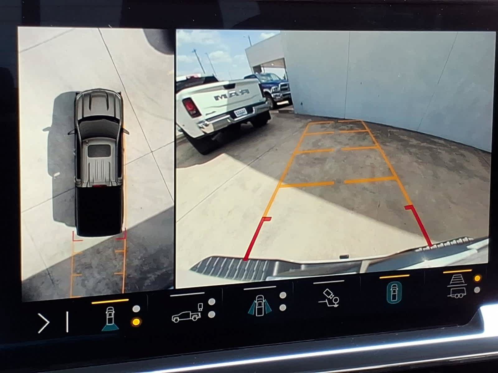 Certified 2023 Chevrolet Silverado 1500 High Country w/ Technology Package AWD/4WD image 16