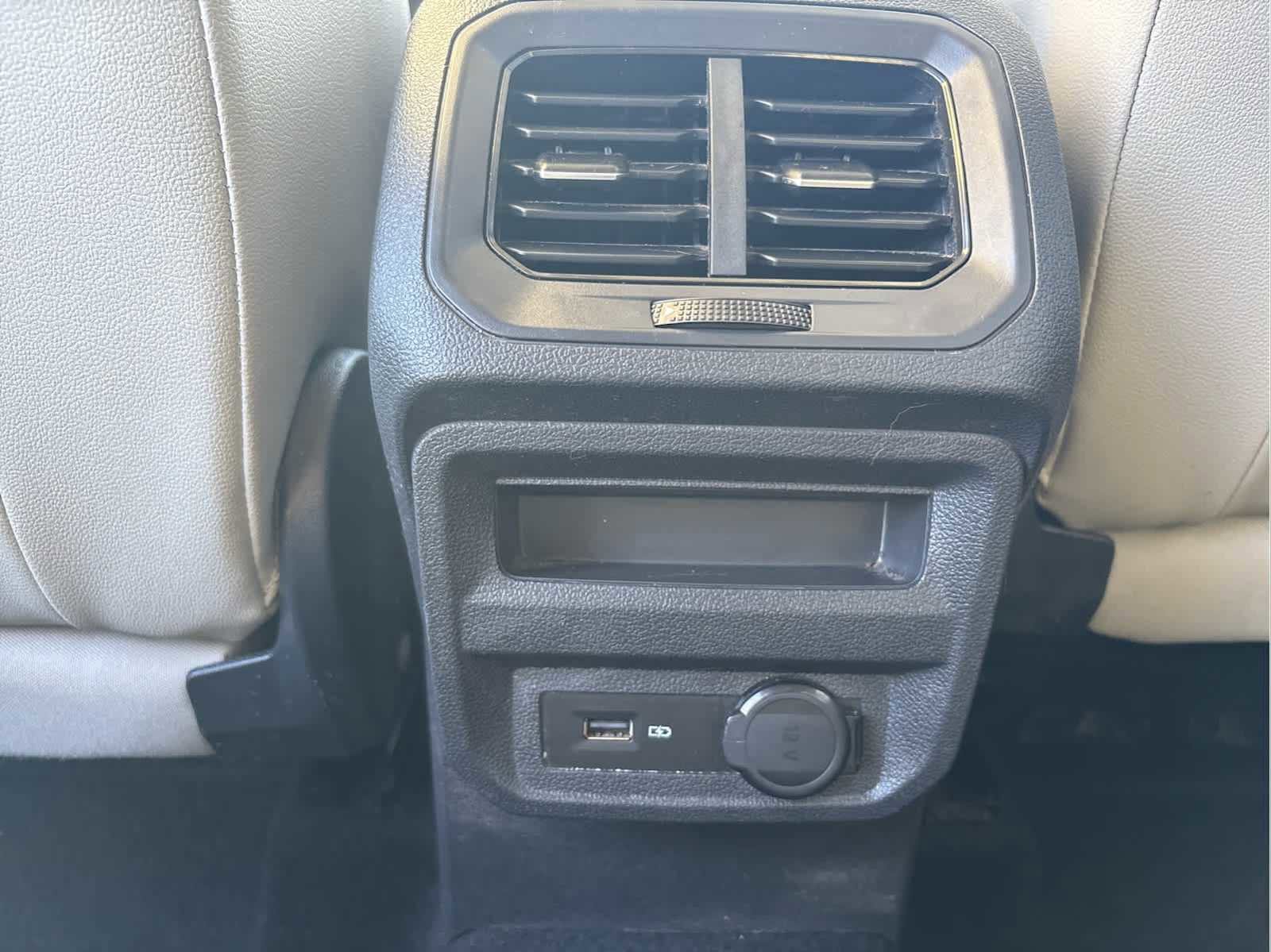 Certified 2020 Volkswagen Tiguan SE image 36