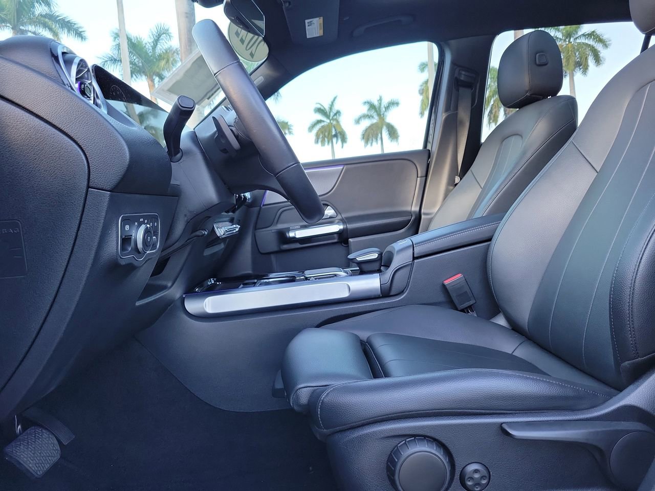 Certified 2022 Mercedes-Benz GLB 250 image 22