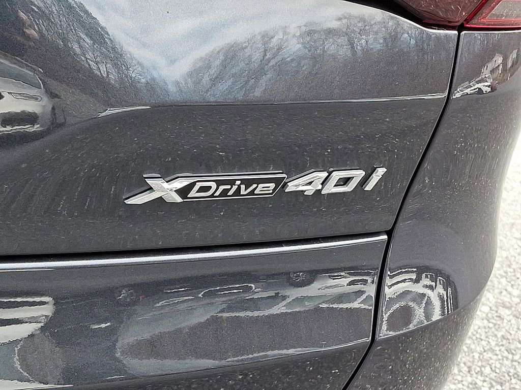 Used 2022 BMW X5 xDrive40i w/ Parking Assistance Package image 32