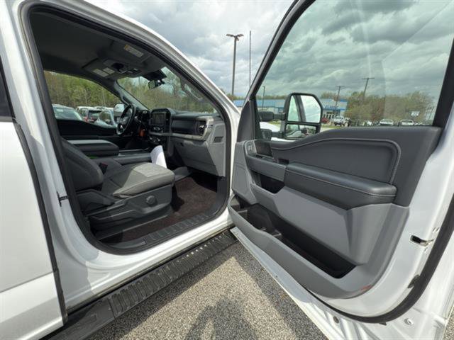 Used 2021 Ford F150 XLT w/ Equipment Group 301A Mid image 17