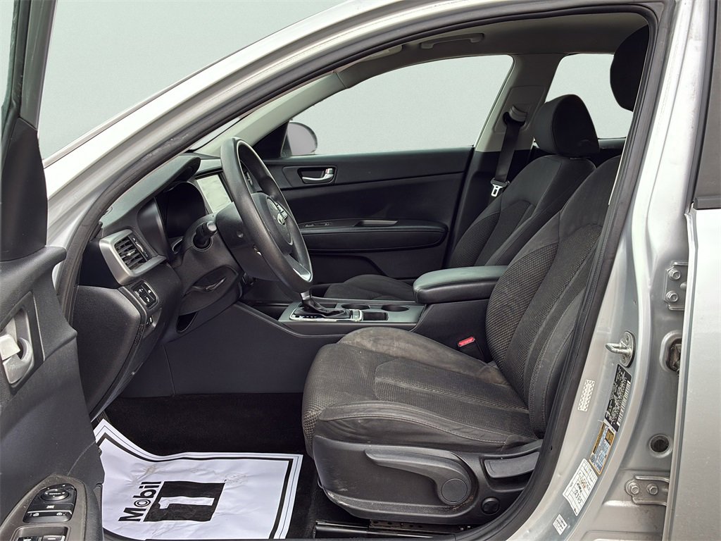 Used 2020 Kia Optima LX image 35