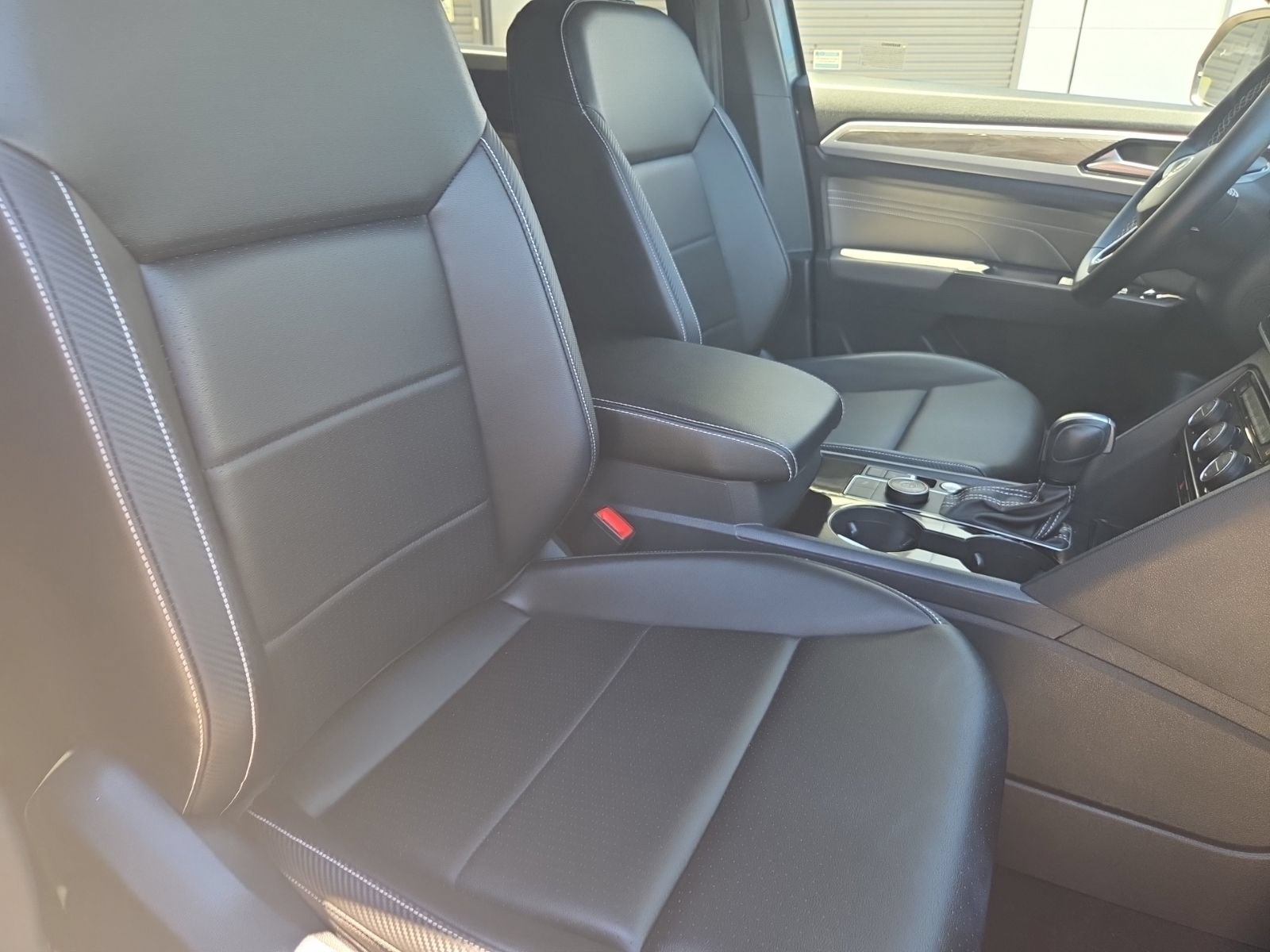 Certified 2023 Volkswagen Atlas Cross Sport SE AWD/4WD image 20