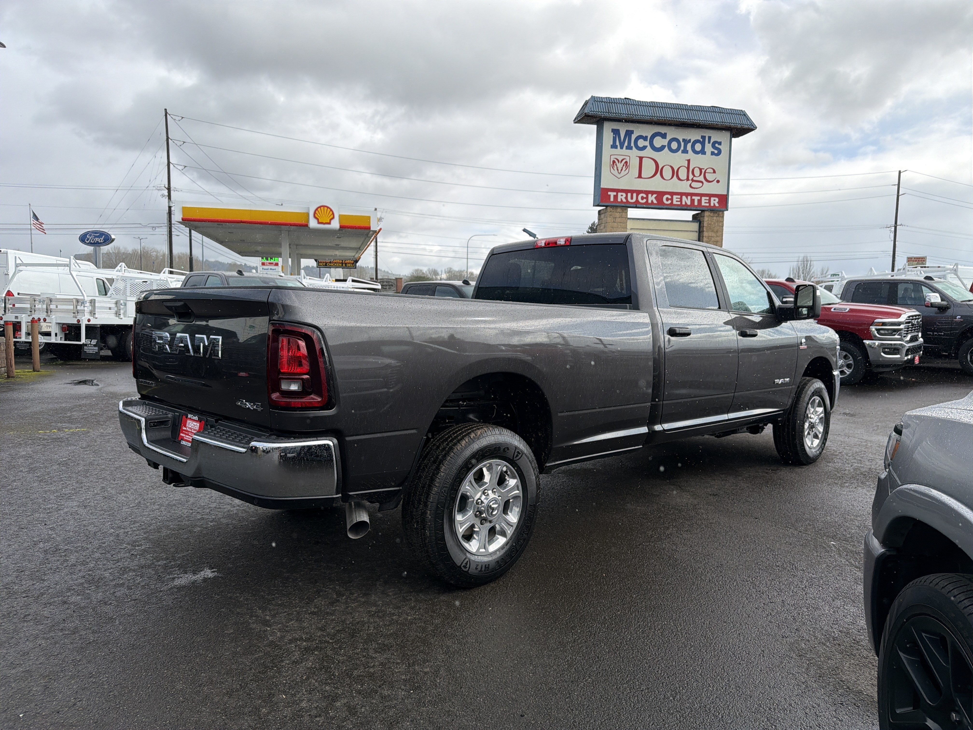 New 2026 RAM 2500 Big Horn AWD/4WD image 6
