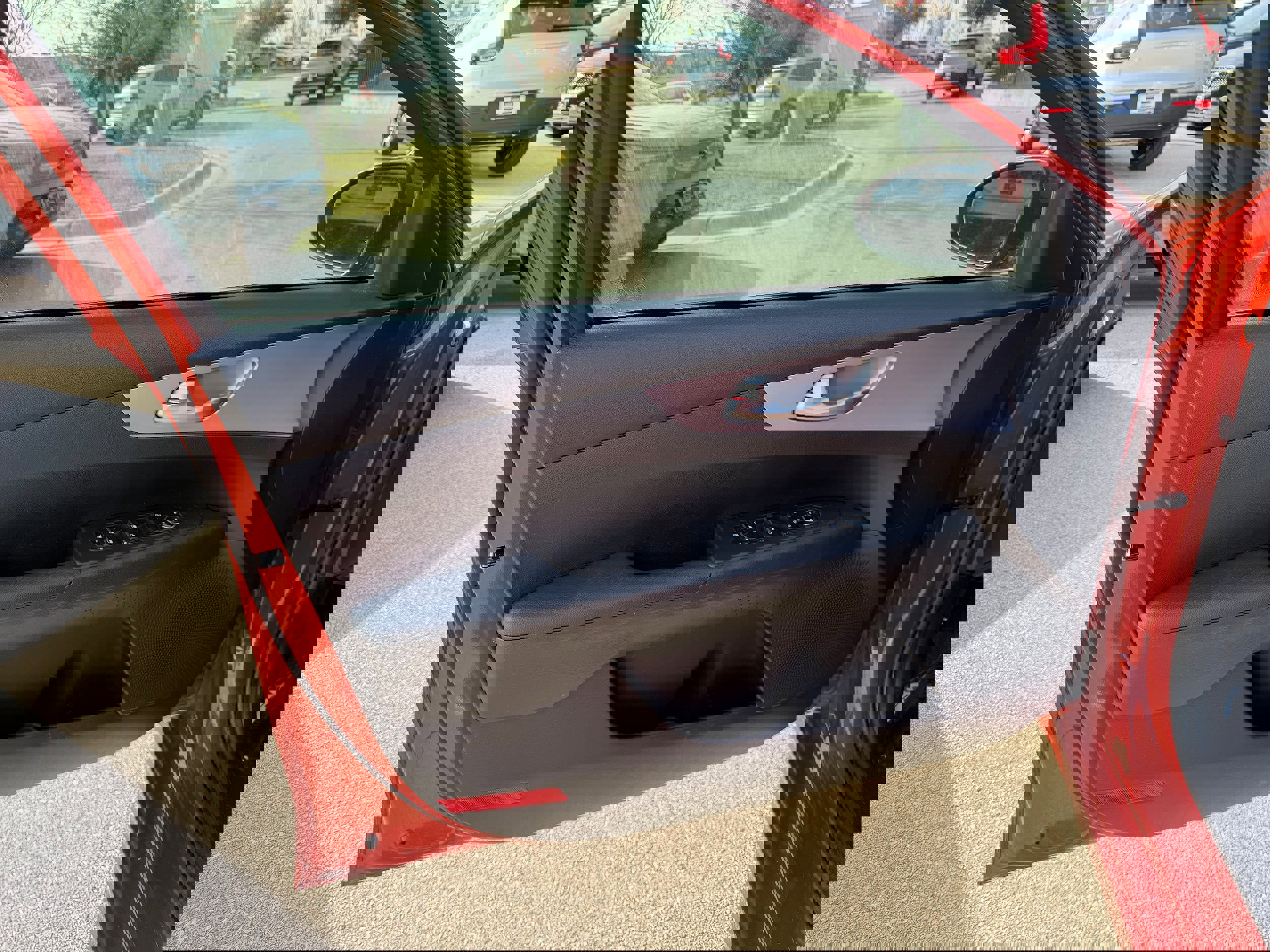 Used 2023 Kia Forte LXS image 21