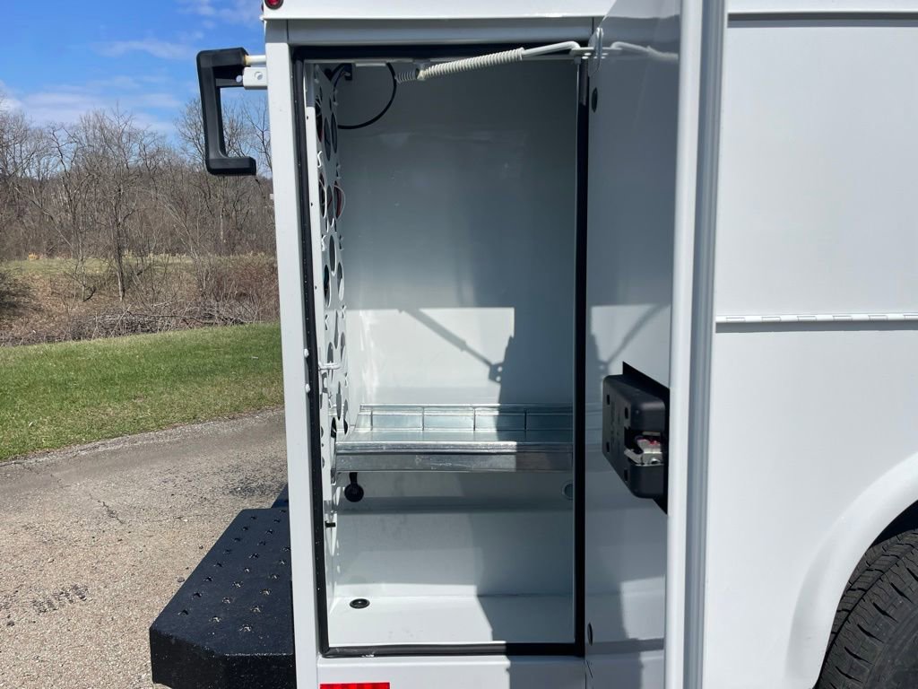 New 2026 Ford E-350 and Econoline 350 Super Duty w/ Power Equipment Group image 21