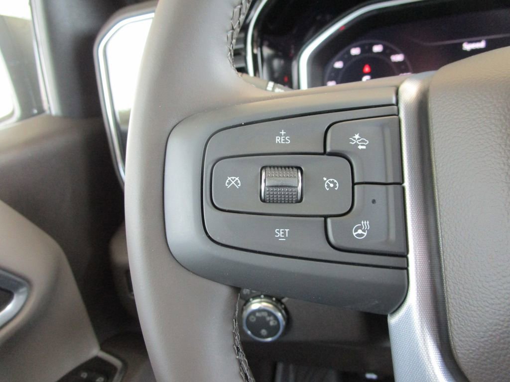 New 2026 GMC Sierra 1500 SLE image 38