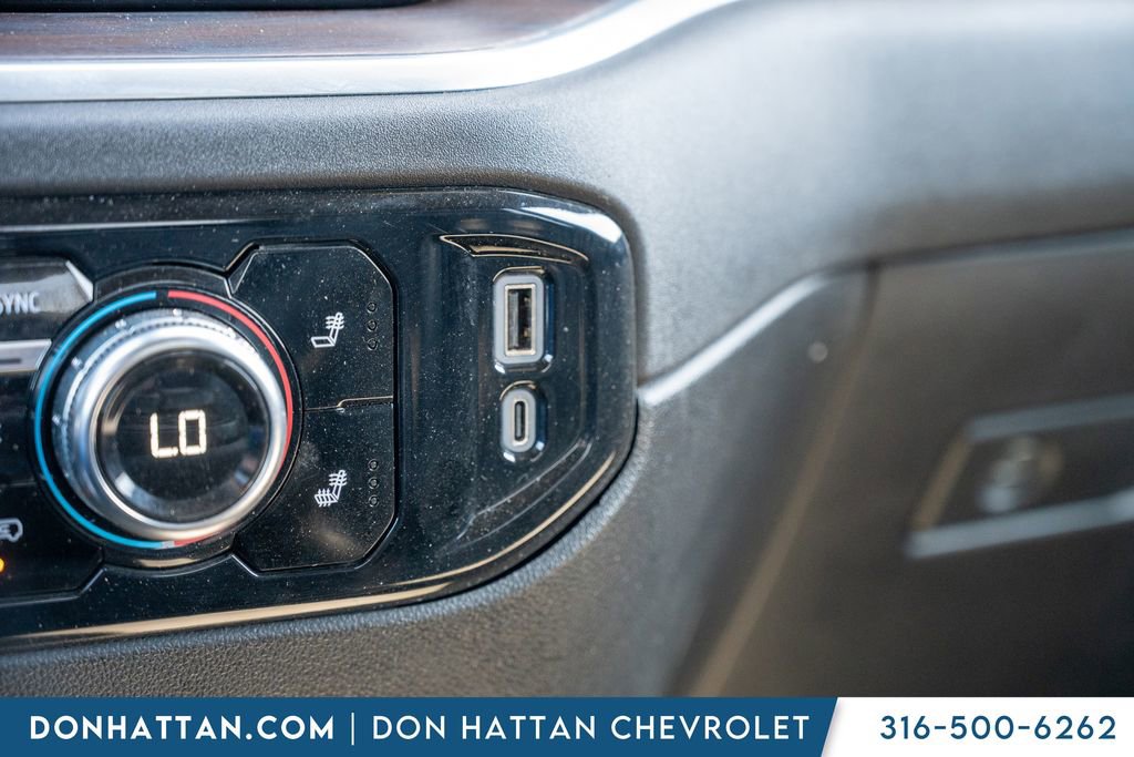 Used 2025 GMC Sierra 1500 SLT AWD/4WD image 12