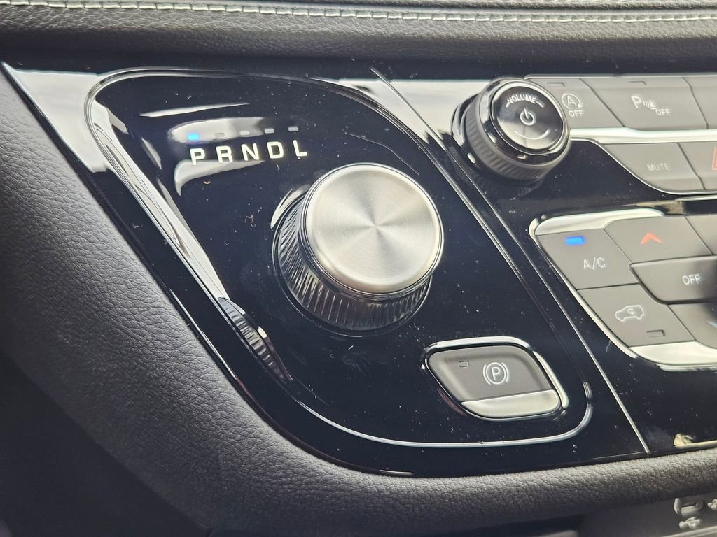 New 2026 Chrysler Pacifica Select image 35