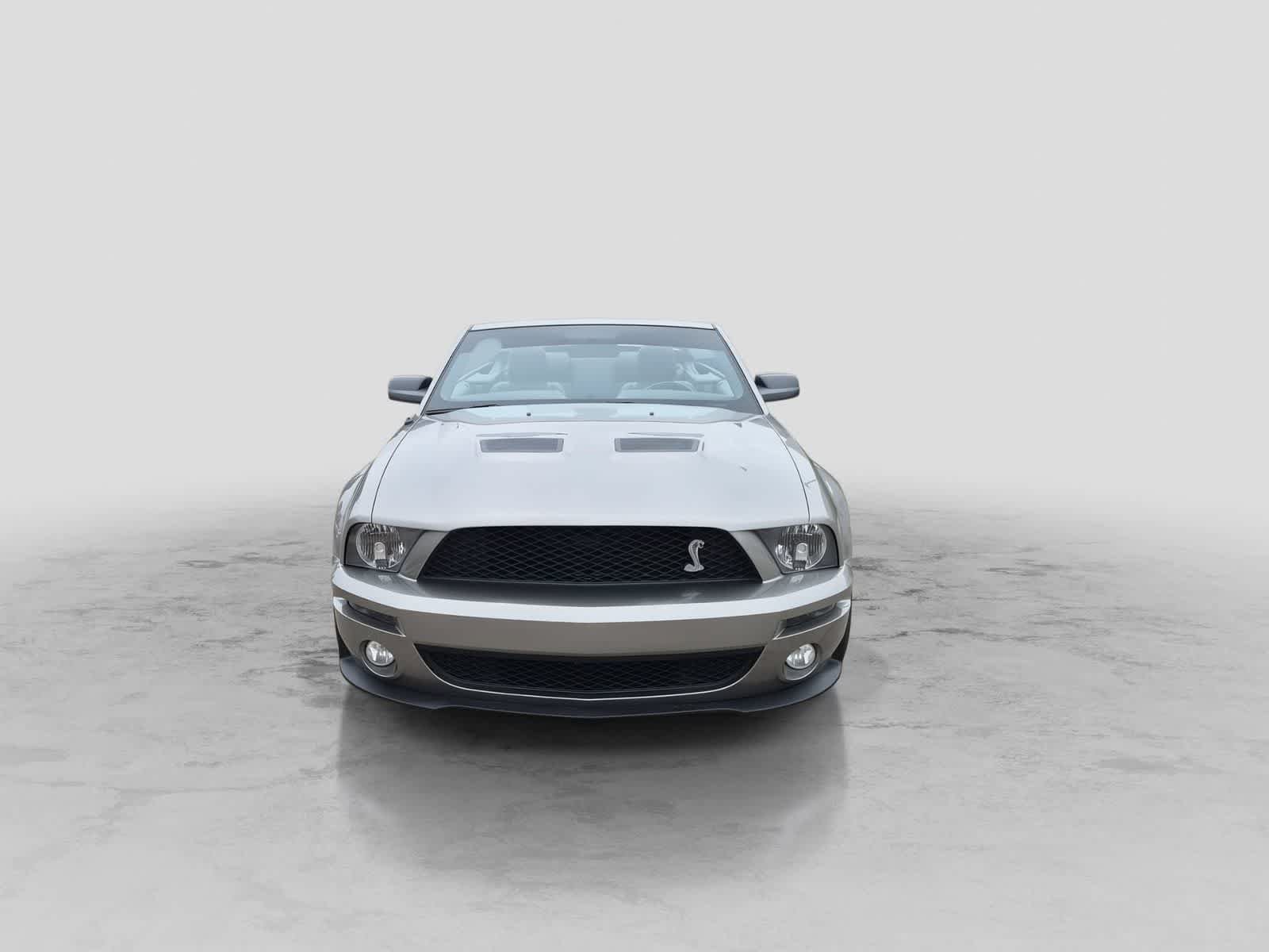 Used 2009 Ford Mustang Shelby GT500 RWD image 3