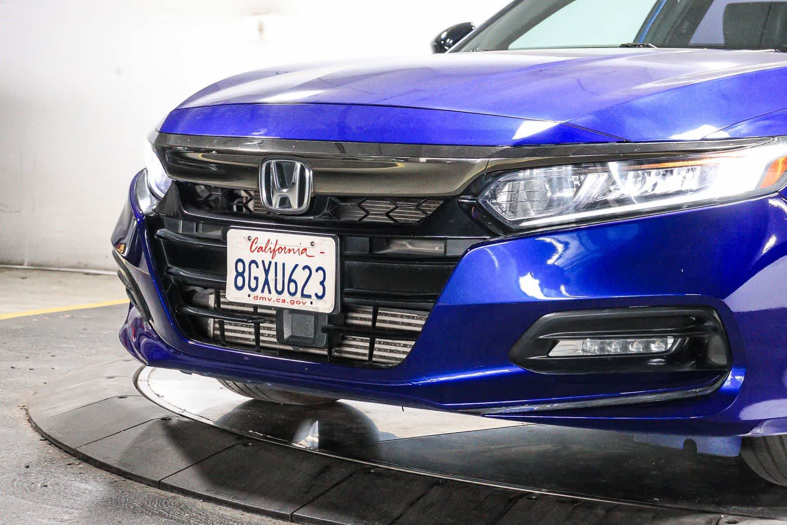 Used 2018 Honda Accord Sport image 8