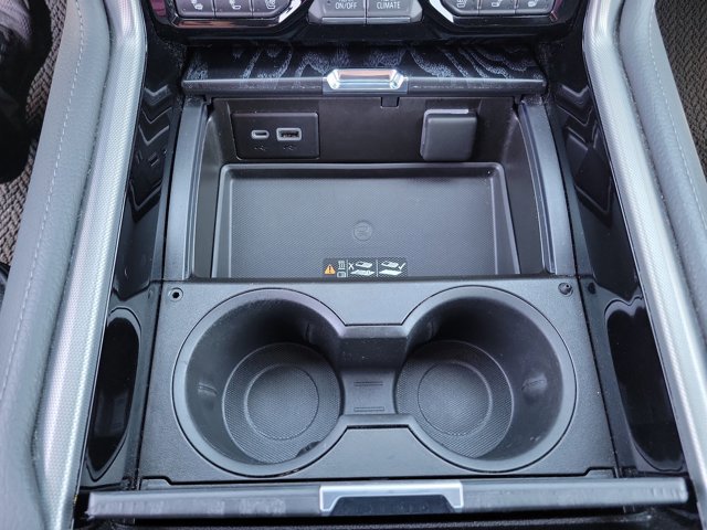 Used 2021 GMC Yukon XL Denali image 24