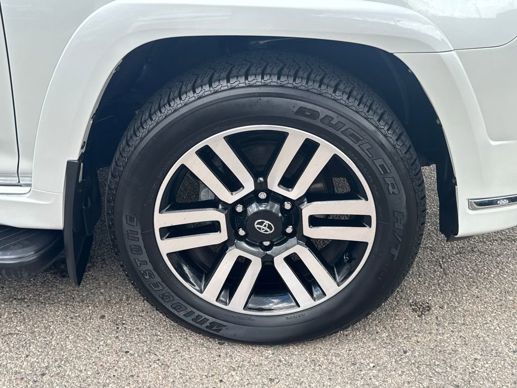 Used 2024 Toyota 4Runner Limited AWD/4WD image 48