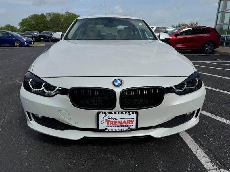Used 2015 BMW 320i xDrive Sedan image 9