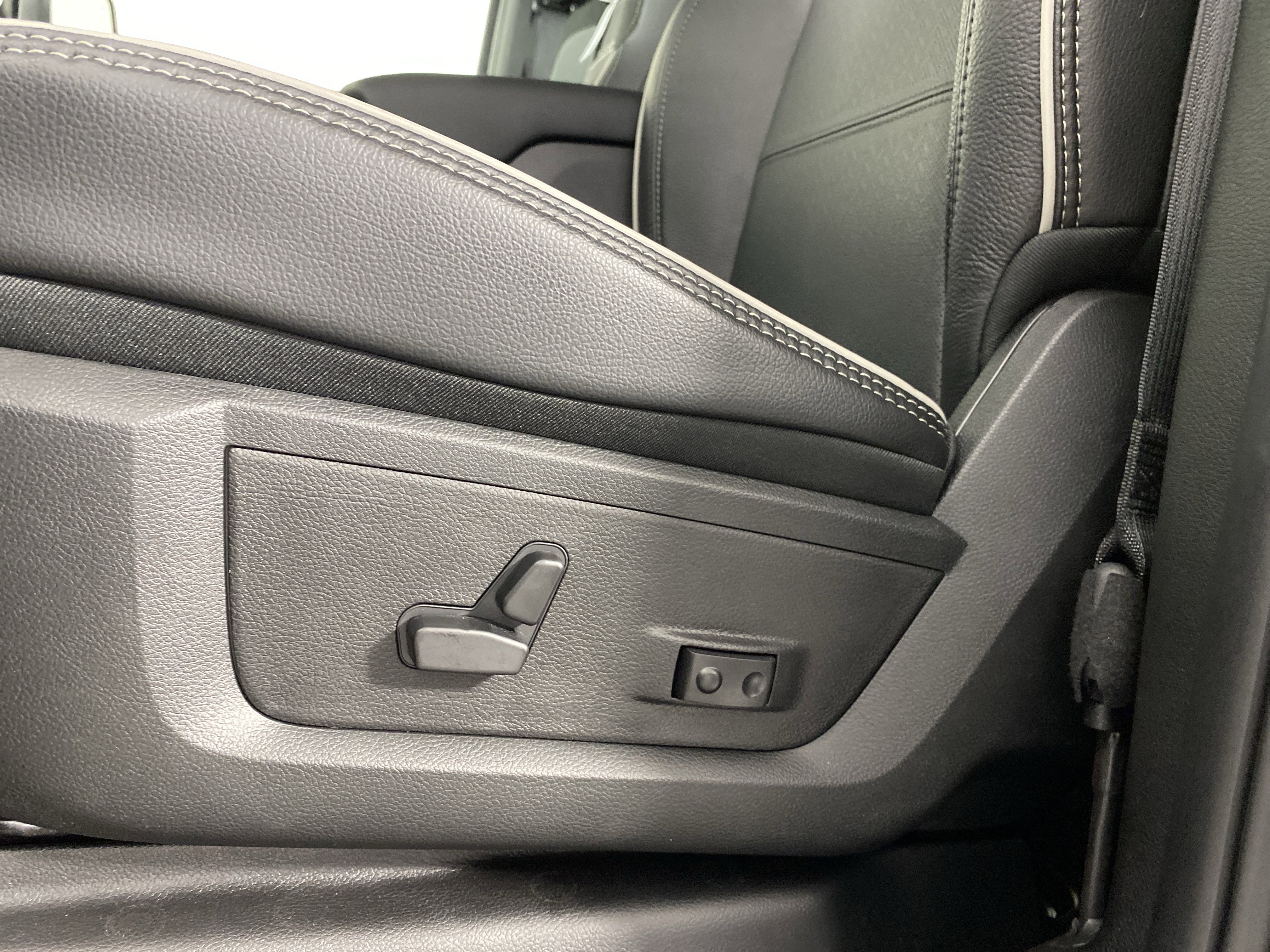 New 2026 RAM 2500 Laramie image 17