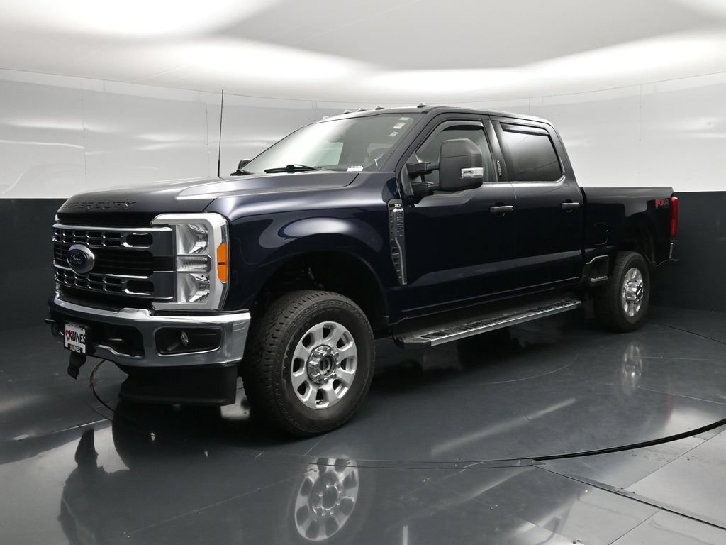 Certified 2023 Ford F250 XLT w/ FX4 Off-Road Package AWD/4WD image 7