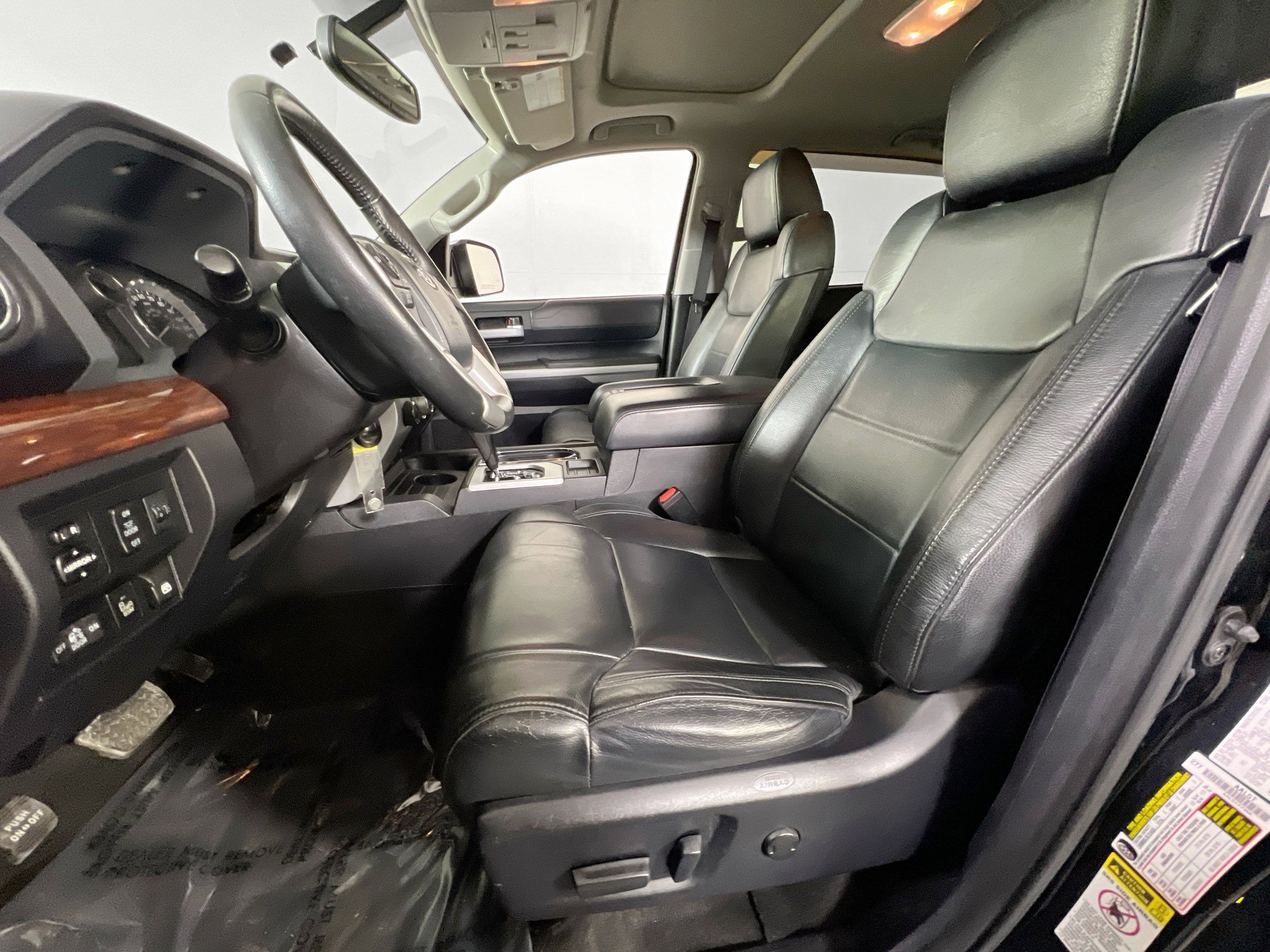 Used 2016 Toyota Tundra Limited image 22