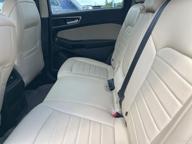 Used 2018 Ford Edge SEL FWD image 39