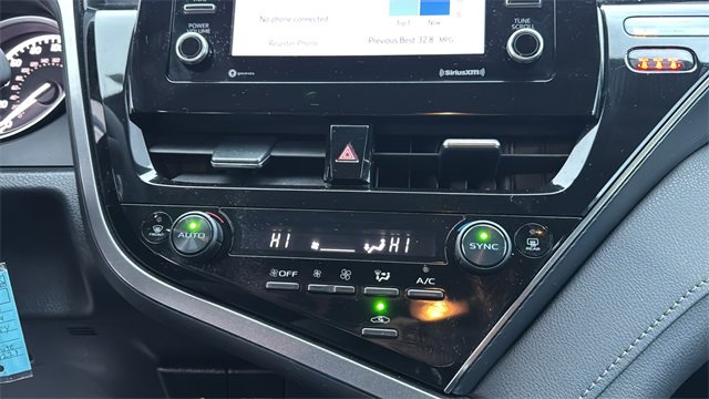 Used 2024 Toyota Camry LE image 18