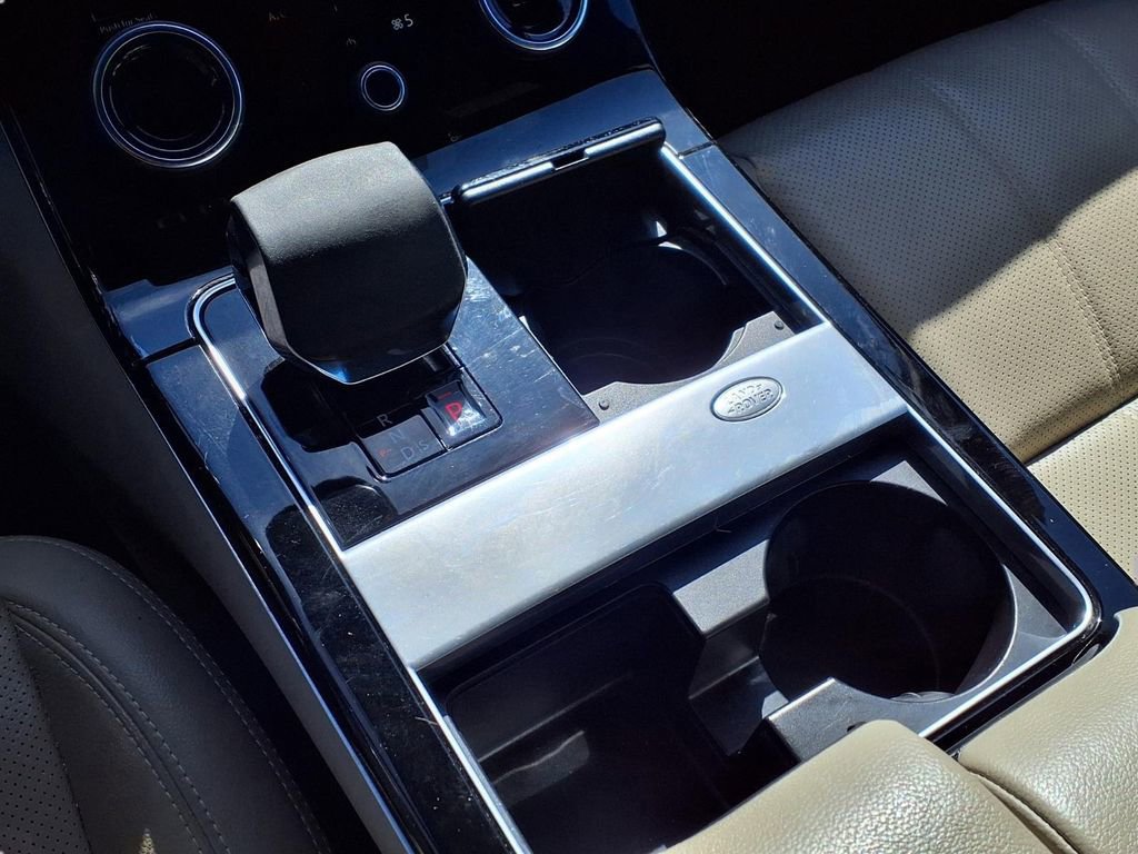 Used 2021 Land Rover Range Rover Velar R-Dynamic S image 10