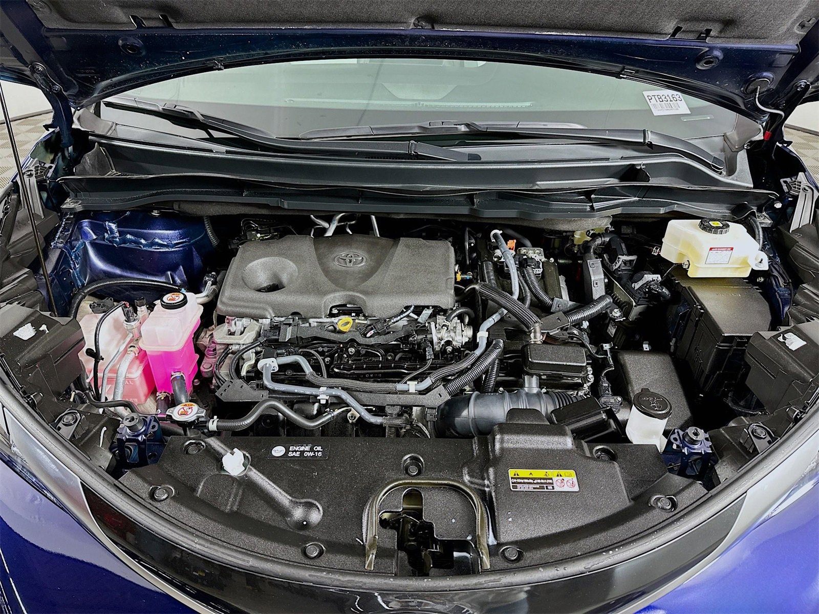 Used 2022 Toyota Sienna XSE image 32