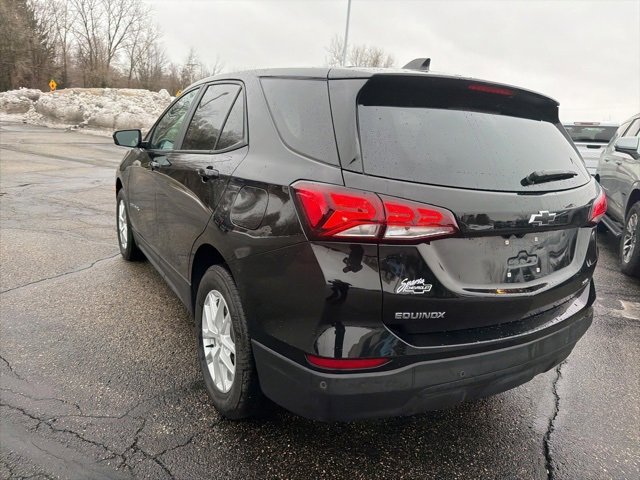 Used 2024 Chevrolet Equinox LS w/ LS Convenience Package image 5