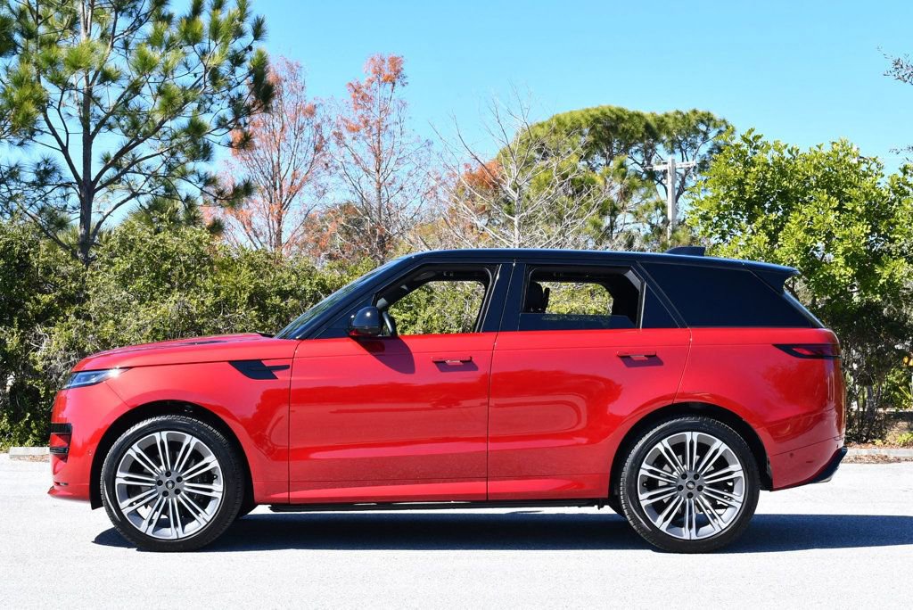 Used 2024 Land Rover Range Rover Sport Dynamic SE image 26