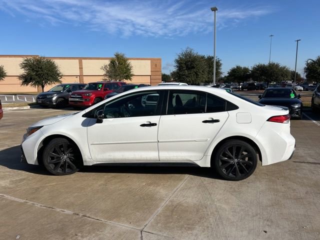 Used 2022 Toyota Corolla SE image 6