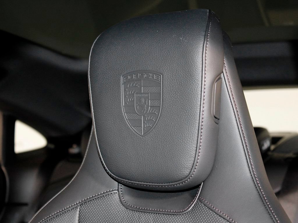 Certified 2026 Porsche Taycan AWD/4WD image 19