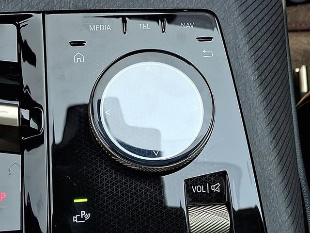 Used 2025 BMW X3 xDrive30i w/ Premium Package image 17