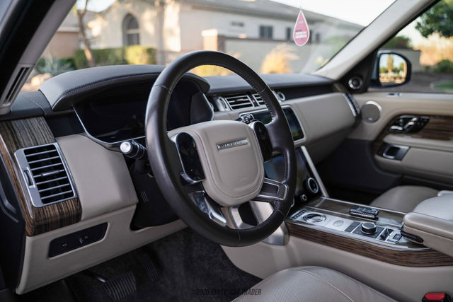 Used 2019 Land Rover Range Rover Supercharged AWD/4WD image 29
