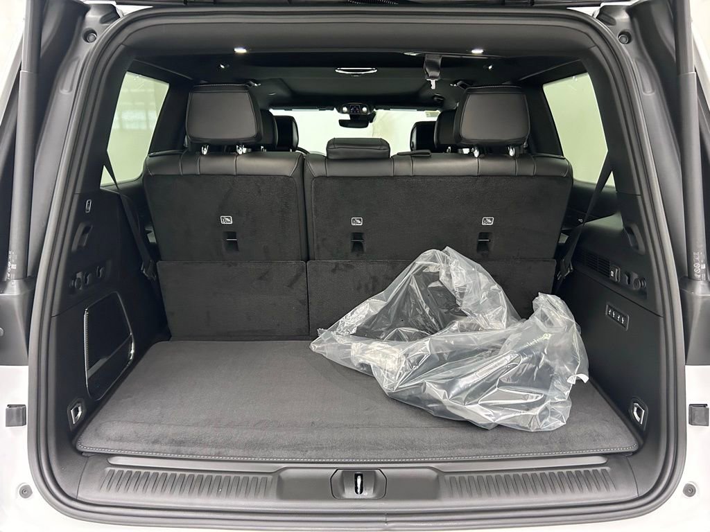 New 2026 Jeep Grand Wagoneer Limited image 9