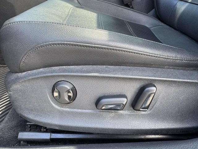 Used 2017 Volkswagen Passat 1.8T SE FWD image 23