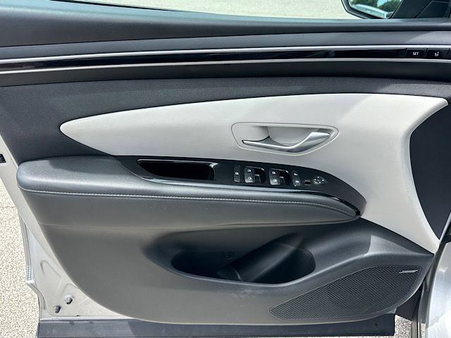 Used 2023 Hyundai Tucson Limited AWD/4WD image 15